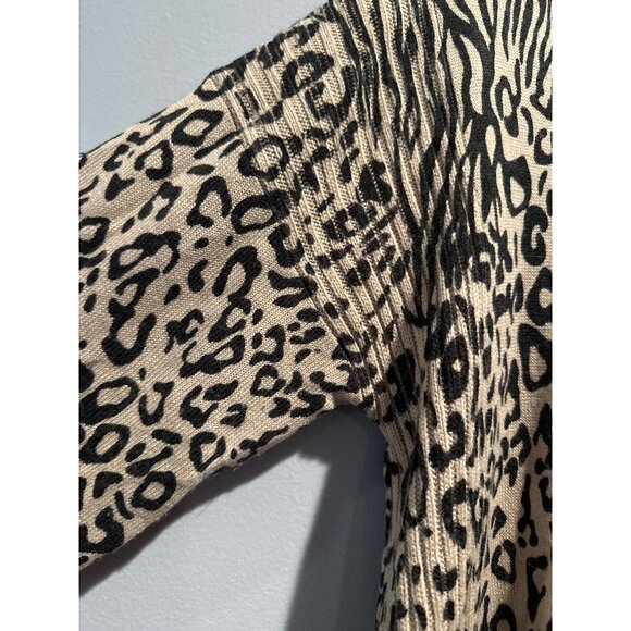 Dana Buchman Women’s L Leopard Print Sweater Y2K Retro Chic Fall Winter Classic - Picture 5 of 9